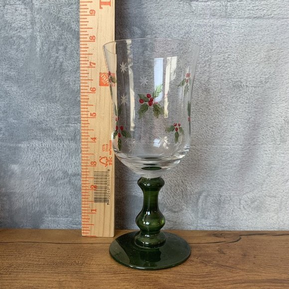 Studio Nova HOLLY BERRY GREEN Set Of 4 Water Goblets NEW In Box Vintage - Picture 5 of 8
